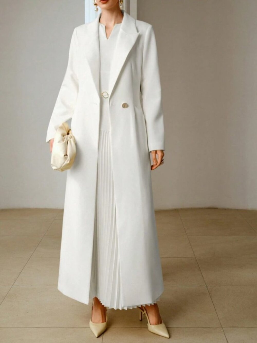 White Long Tailored Coat with Double Breasted Buttons - Picture 1 of 7